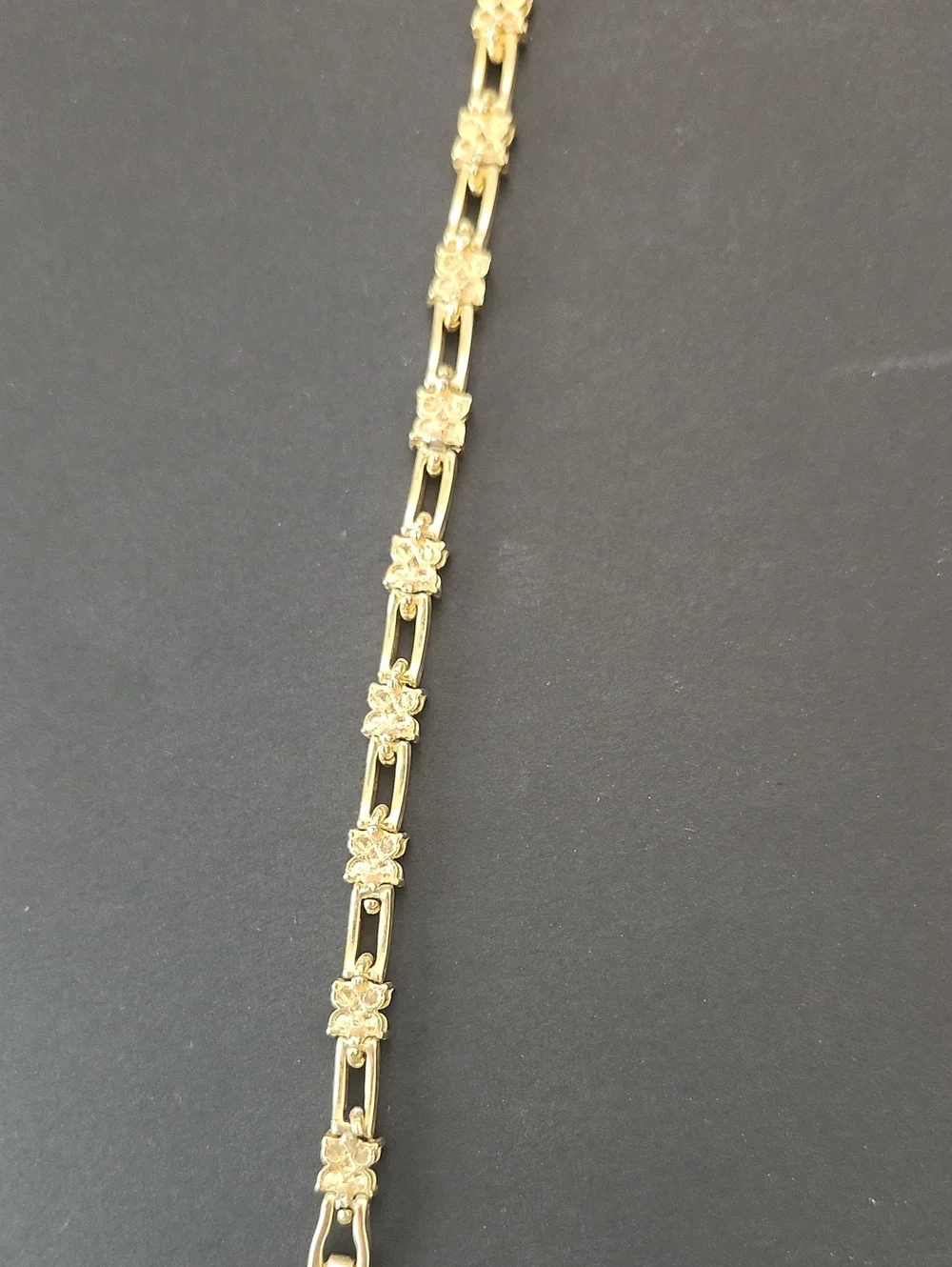 Vintage Gold Floral Link Bracelet with Clear Stones - Women Jewelry